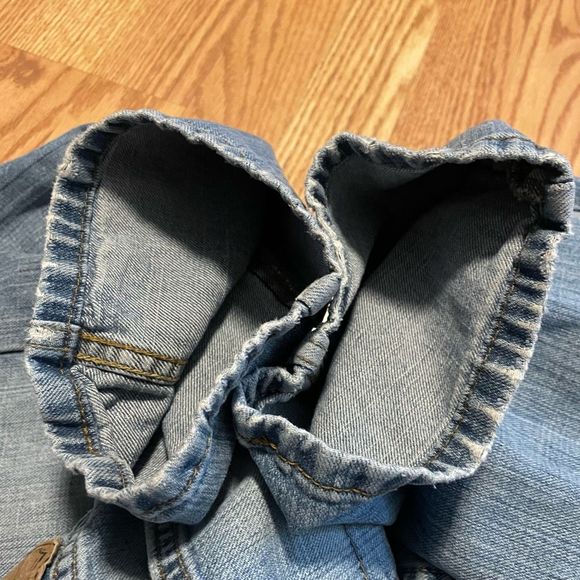 Levi’s Signature Blue Thrashed Jeans Fraying Mens Size 31 x 28.5 Grunge Style - Picture 6 of 16